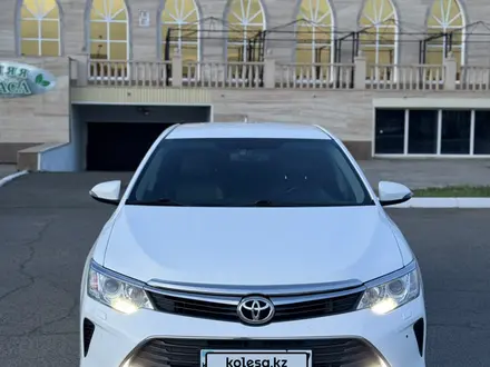 Toyota Camry 2015 года за 11 500 000 тг. в Уральск