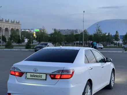 Toyota Camry 2015 года за 11 500 000 тг. в Уральск – фото 4