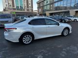 Toyota Camry 2021 годаүшін18 500 000 тг. в Астана – фото 4