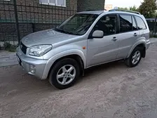 Toyota RAV4, 2001