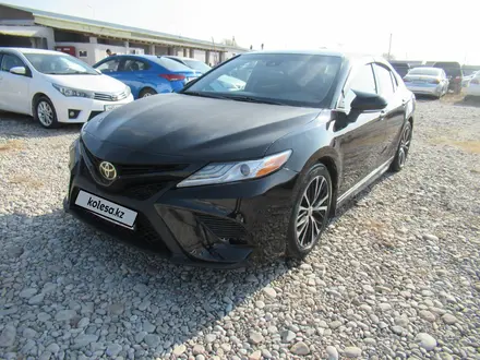 Toyota Camry 2017 года за 9 476 025 тг. в Шымкент – фото 3