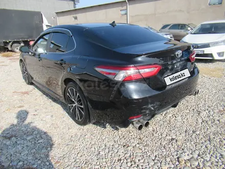Toyota Camry 2017 года за 9 476 025 тг. в Шымкент – фото 6