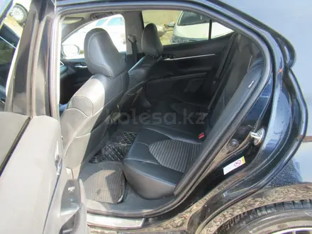 Toyota Camry 2017 года за 9 476 025 тг. в Шымкент – фото 8