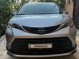 Toyota Sienna 2022 года за 22 000 000 тг. в Шымкент