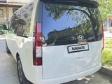 Hyundai Staria 2021 года за 16 000 000 тг. в Шымкент – фото 4