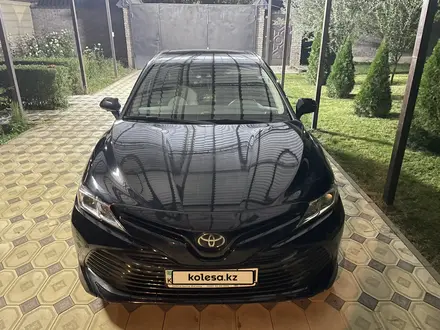 Toyota Camry 2020 года за 13 300 000 тг. в Алматы – фото 7