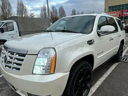 Cadillac Escalade 2007 года за 11 000 000 тг. в Алматы – фото 12