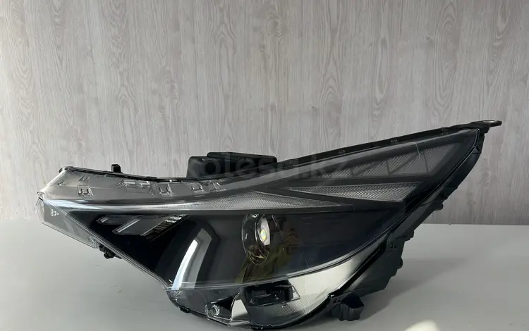 Hyundai Elantra фара головного света левая за 220 000 тг. в Астана