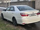 Toyota Camry 2017 года за 13 300 000 тг. в Шымкент