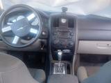Chrysler 300C 2005 года за 1 400 000 тг. в Атырау – фото 2