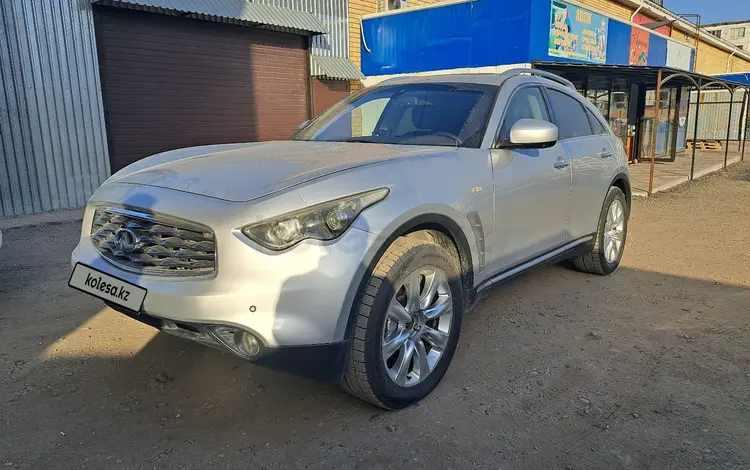 Infiniti FX35 2009 года за 9 500 000 тг. в Семей