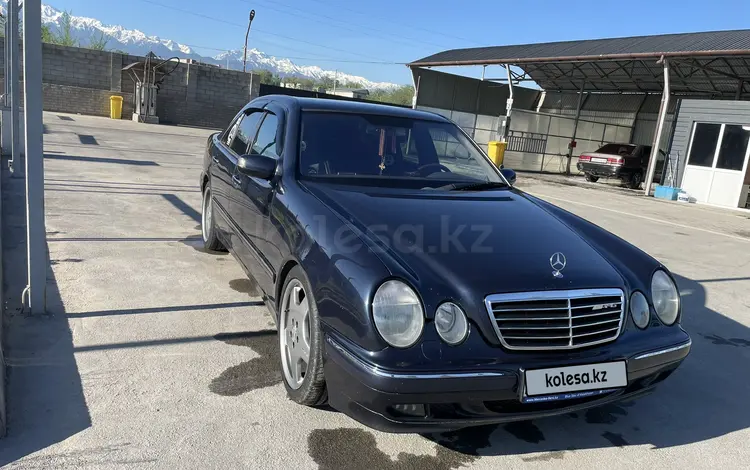 Mercedes-Benz E 320 2000 годаfor5 500 000 тг. в Алматы