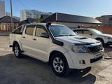 Toyota Hilux 2015 года за 10 000 000 тг. в Атырау