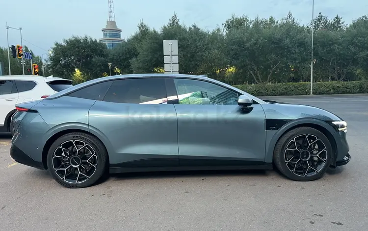 Zeekr 007 2024 года за 14 000 000 тг. в Астана