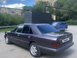 Mercedes-Benz E 220 1993 годаfor2 700 000 тг. в Караганда – фото 2