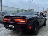 Dodge Challenger 2018 годаүшін11 000 000 тг. в Атырау – фото 3