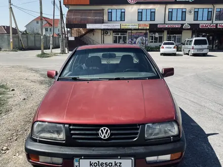 Volkswagen Vento 1993 года за 1 000 000 тг. в Тараз – фото 4