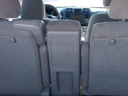 Toyota Highlander 2013 года за 7 500 000 тг. в Атырау – фото 3