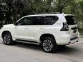 Toyota Land Cruiser Prado 2021 годаfor26 500 000 тг. в Алматы – фото 17