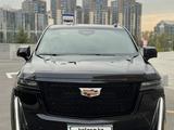 Cadillac Escalade 2023 годаүшін68 800 000 тг. в Алматы – фото 3