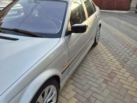 BMW 328 1998 года за 4 500 000 тг. в Алматы – фото 2