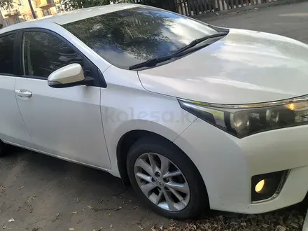 Toyota Corolla 2015 года за 7 350 000 тг. в Павлодар – фото 2