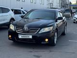 Toyota Camry 2010 года за 6 400 000 тг. в Алматы – фото 2