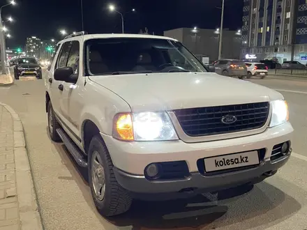 Ford Explorer 2004 года за 3 800 000 тг. в Астана – фото 2