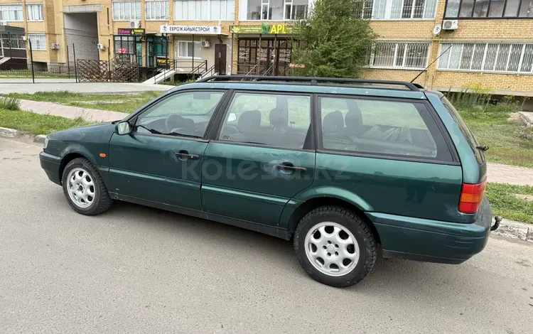 Volkswagen Passat 1996 годаүшін2 200 000 тг. в Уральск