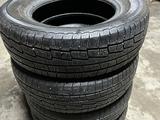 Комплект зимних шин за 40 000 тг. в Алматы – фото 4