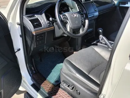 Toyota Land Cruiser Prado 2021 года за 25 200 000 тг. в Атырау – фото 5