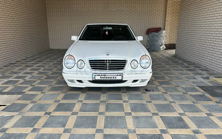 Mercedes-Benz E 320 2001 годаfor9 200 000 тг. в Алматы