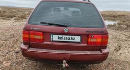 Volkswagen Passat 1994 годаүшін1 800 000 тг. в Караганда – фото 5