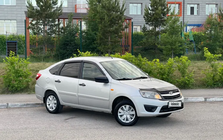 ВАЗ (Lada) Granta 2190 2015 года за 2 780 000 тг. в Астана