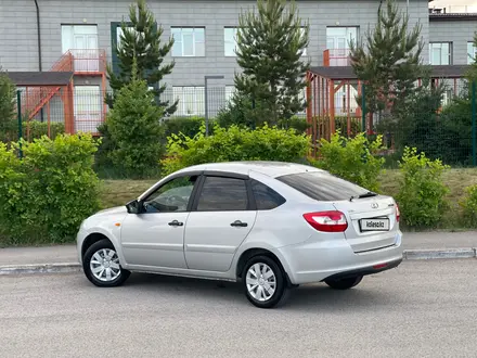 ВАЗ (Lada) Granta 2190 2015 года за 2 780 000 тг. в Астана – фото 4