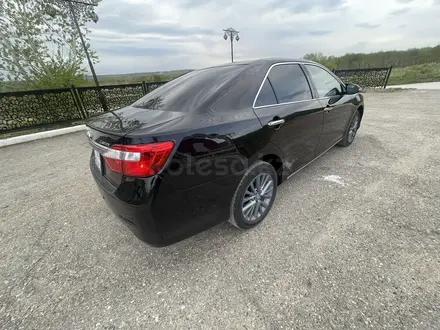 Toyota Camry 2013 года за 10 999 999 тг. в Шемонаиха – фото 2