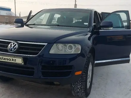 Volkswagen Touareg 2004 года за 5 200 000 тг. в Есиль – фото 10