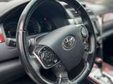 Toyota Camry 2014 годаүшін9 900 000 тг. в Семей – фото 4