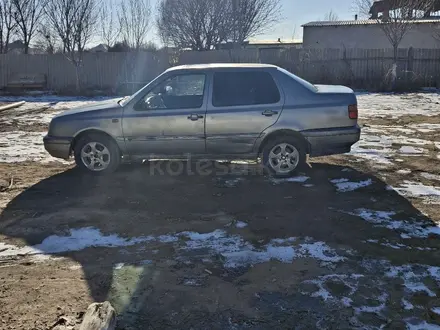 Volkswagen Vento 1993 года за 800 000 тг. в Кызылорда – фото 8