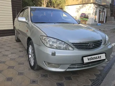 Toyota Camry 2005 года за 5 250 000 тг. в Шымкент – фото 2