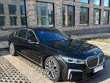 BMW 740 2019 годаfor55 000 000 тг. в Алматы