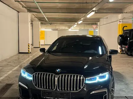 BMW 740 2019 года за 55 000 000 тг. в Алматы – фото 5