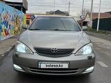 Toyota Camry 2001 годаүшін5 400 000 тг. в Тараз – фото 2