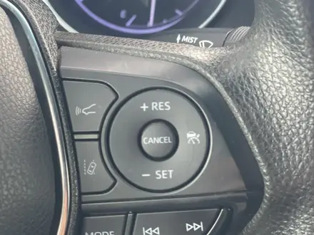 Toyota Camry 2019 года за 10 900 000 тг. в Атырау – фото 12