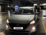 Hyundai Accent 2020 года за 7 200 000 тг. в Астана – фото 2