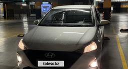 Hyundai Accent 2020 года за 7 200 000 тг. в Астана – фото 2