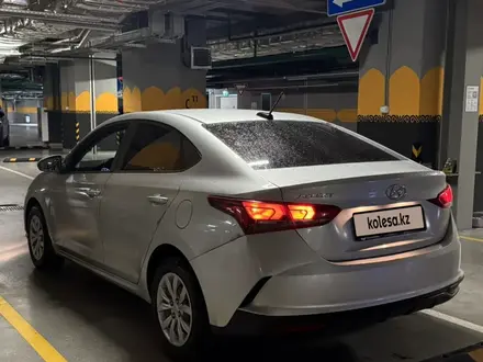 Hyundai Accent 2020 года за 7 200 000 тг. в Астана – фото 4