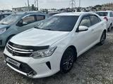 Toyota Camry 2015 годаfor9 400 000 тг. в Шымкент – фото 2