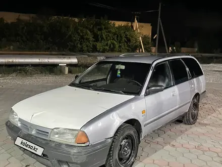 Nissan Primera 1993 года за 600 000 тг. в Семей