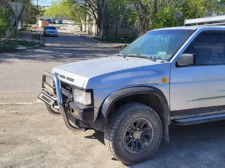 Nissan Terrano 1989 года за 1 200 000 тг. в Сатпаев – фото 3